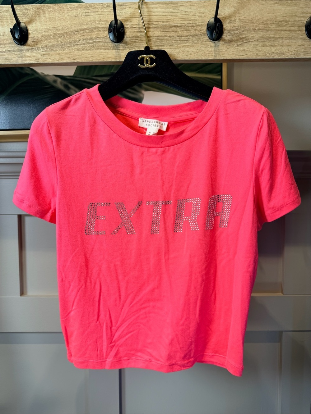 Streetwear EXTRA Rhinestone Graphic Tee - Bright Pink M